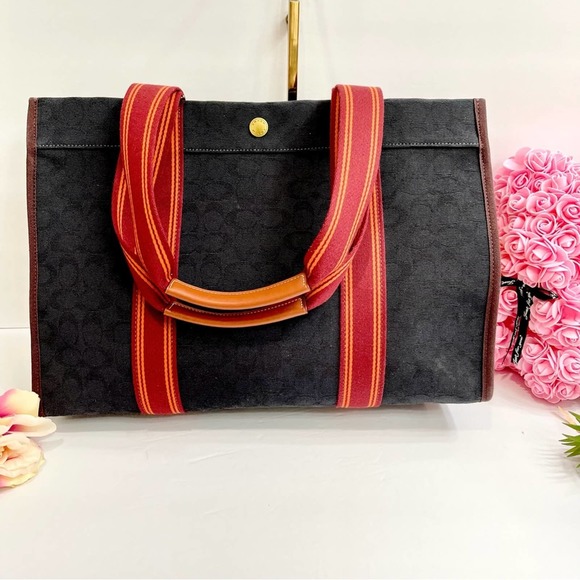 NEW COACH Spin Tote 42 Signature Jacquard in Black/Red - Picture 6 of 14